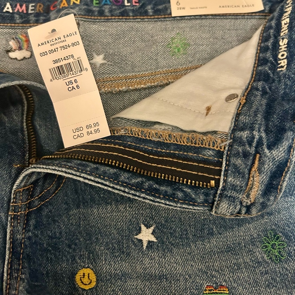 American Eagle Denim Boyfriend Shorts NWT Size 6